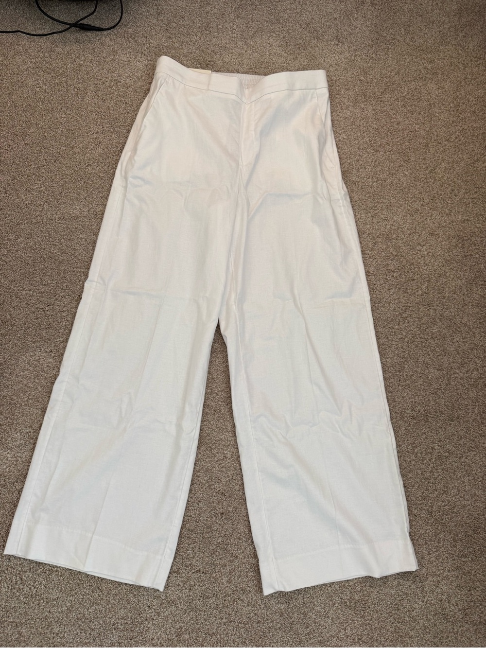 Banana Republic Wide-Leg White Linen Trousers